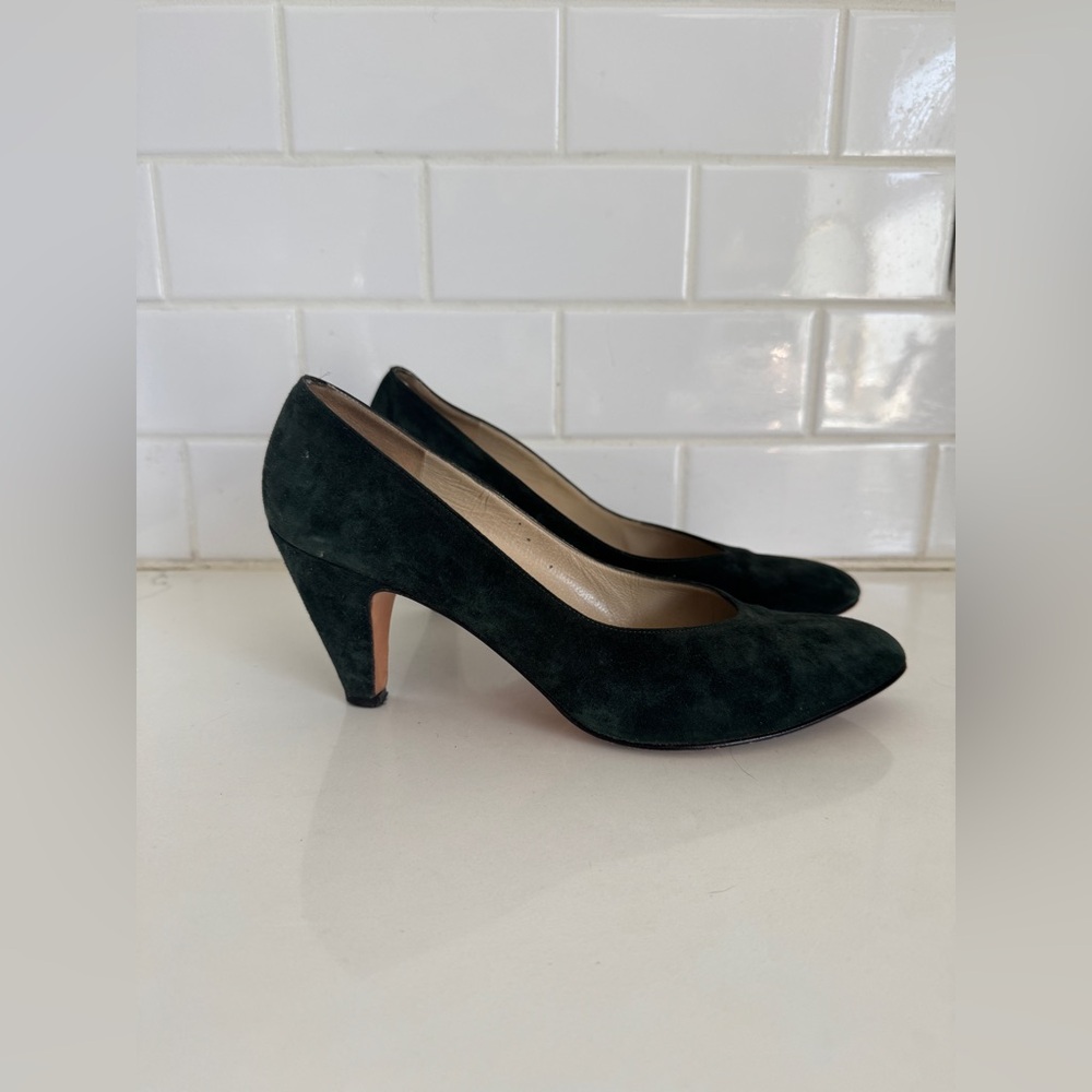 Vintage Ferragamo Green Suede Women's Heels